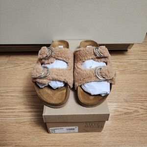 Steve Madden sherpa slides